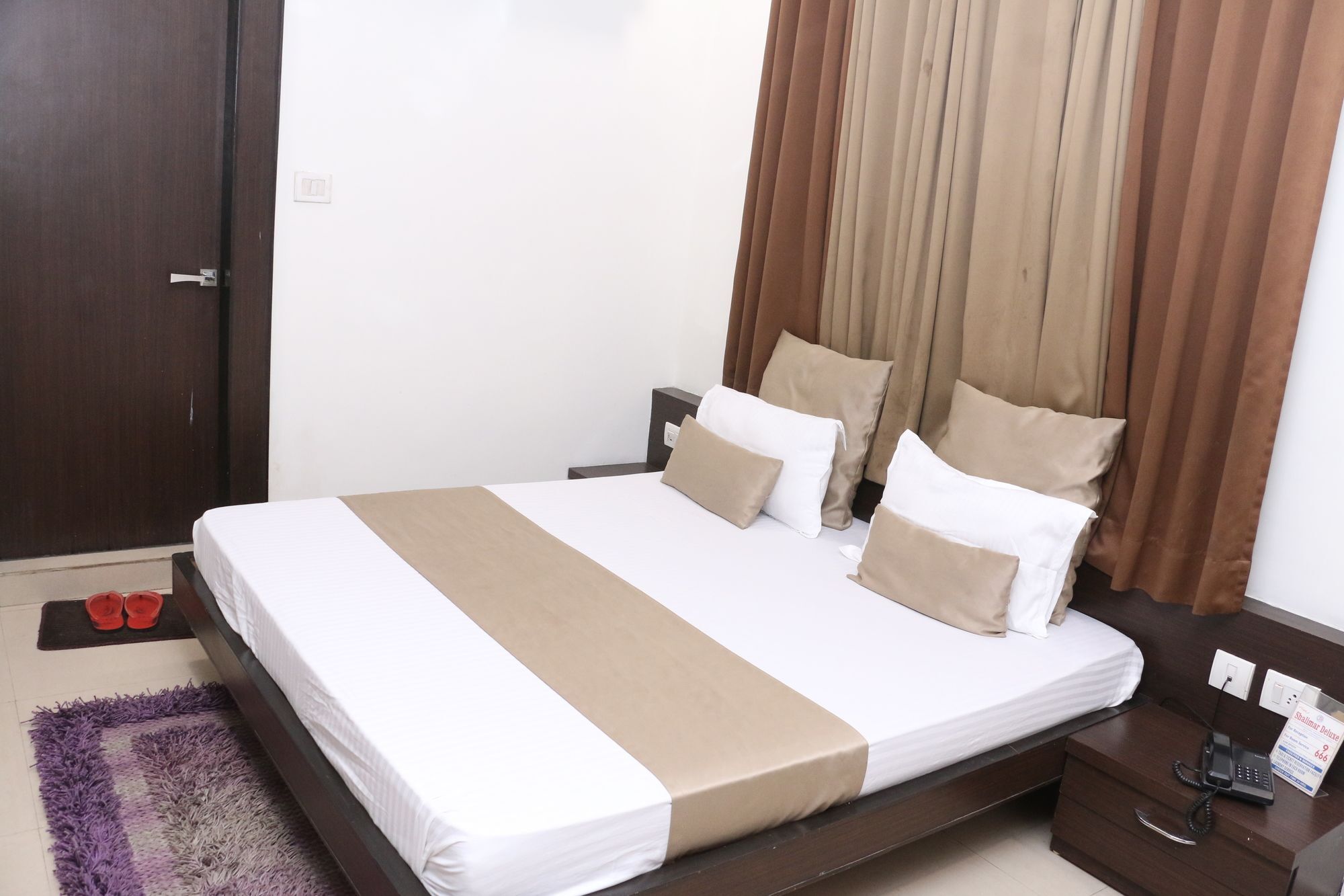 Hotel Shalimar Deluxe Bhopal Exterior foto